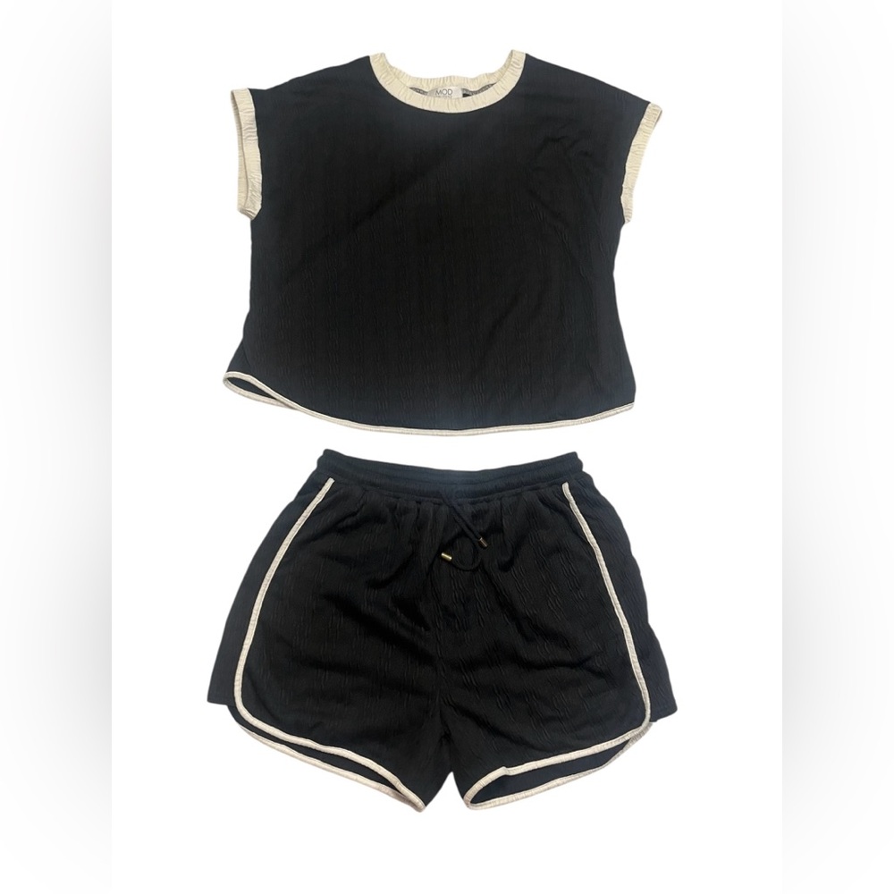 EUC Mod On Trend 2 Piece Lounge Set Size L